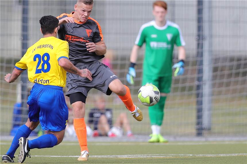 Marvin Stöver ist einer der Spieler, die sich den Fragen im RN Kurzpass stellen.