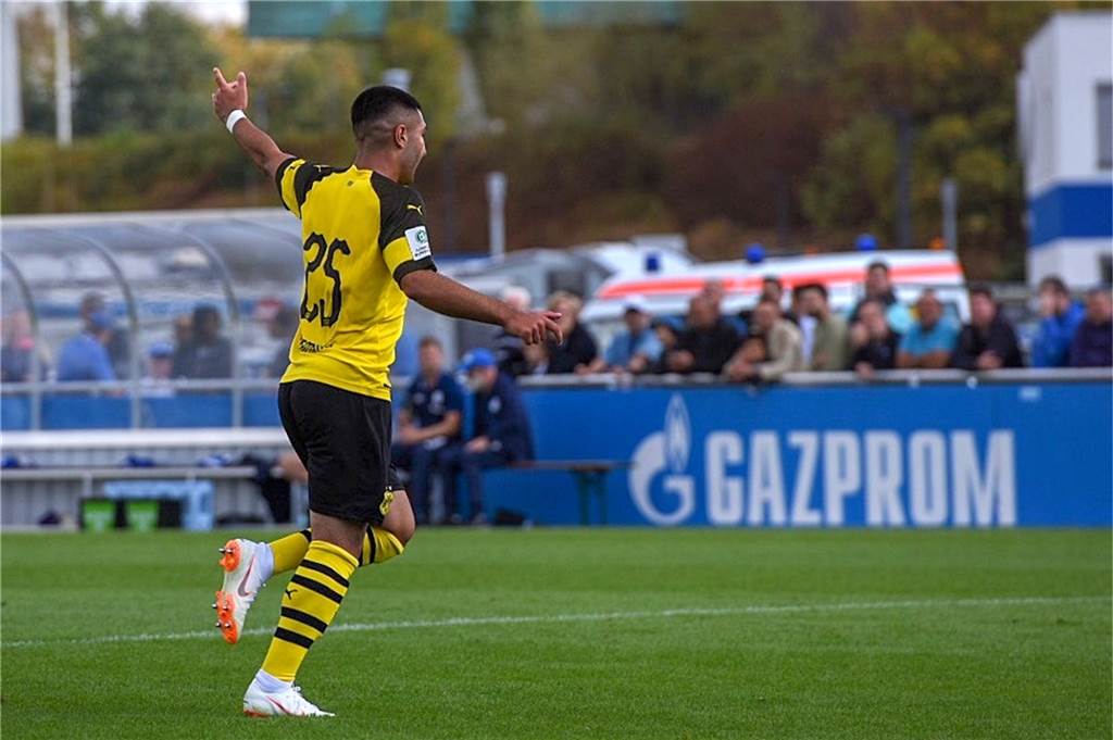 BVB-Nachwuchs trumpft auf! Derby-Siege für U17 und U19 Matchwinner der BVB-U19 gegen Schalke: Emre Aydinel.