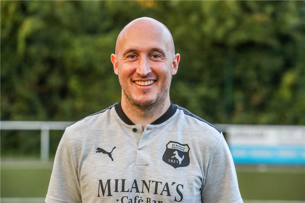 Trainer eines Dortmunder Bezirksligisten verlängert – und verkündet mehrere Neue Mathias Tomaschewski bleibt Trainer von Westfalia Huckarde.