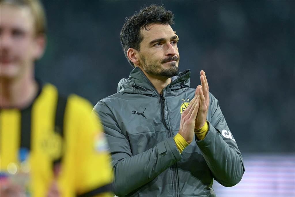 BVB-Routinier Hummels durchlebt in Gladbach einen Tiefpunkt: „Was für eine miese Woche“ Mats Hummels bedankt sich bei den Fans.