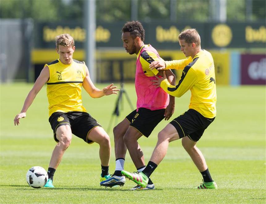 Matthias Ginter (l.) und Sven Bender (r.) werden Deutschland in Rio vertreten.