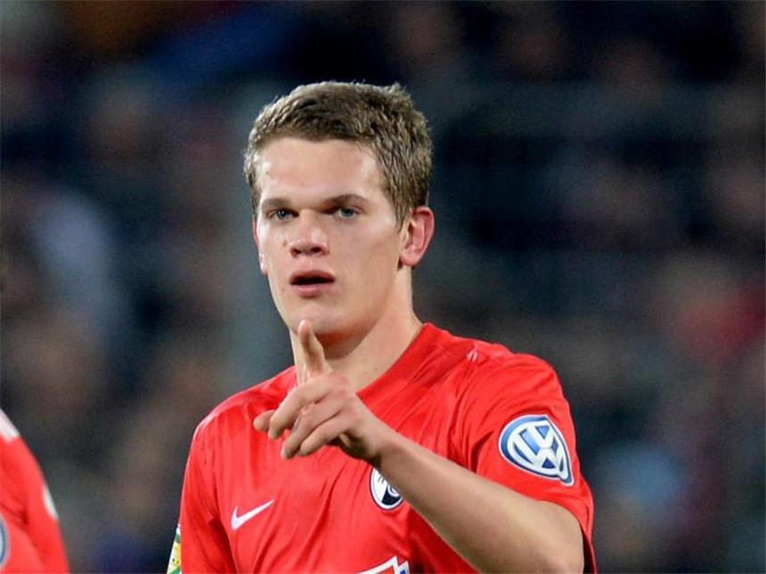 Matthias Ginter: "Lewandowski-Ausfall kein Vorteil" Matthias Ginter vom SC Freiburg feierte sein Länderspieldebüt.