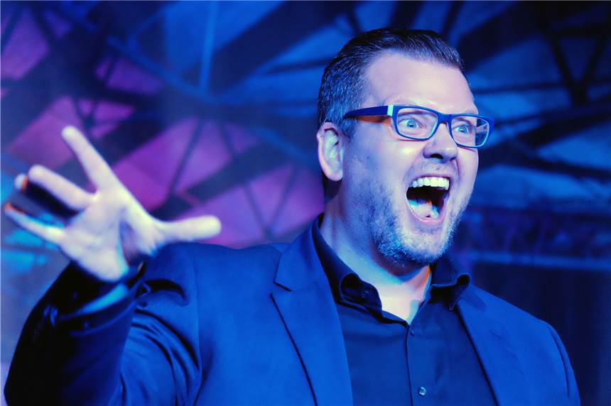 Zauberer aus Dorsten mischt sich in den Wahlkampf ein Matthias Rauch