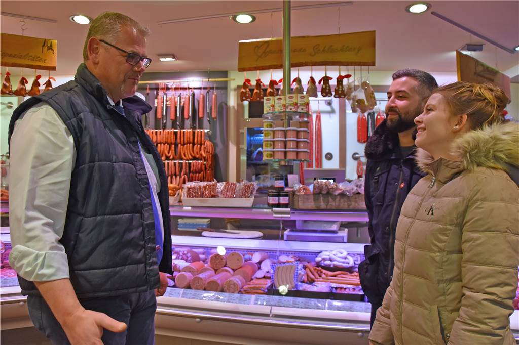 Matthias Tiemann, Metzgermeister aus Dorsten-Lembeck, bietet jetzt Fleisch- und Wurstwaren auch über Wochenmarkt24 an.