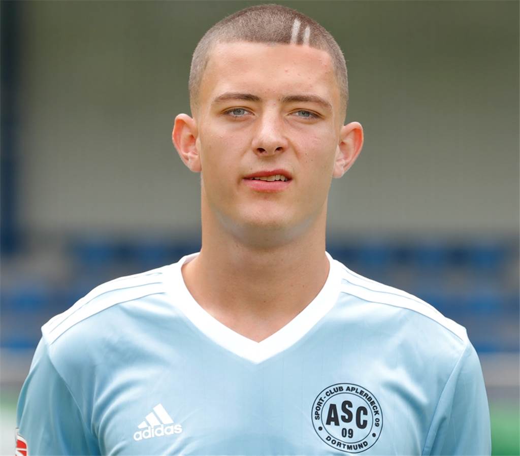 Der ASC 09 Dortmund verliert zwei Stammspieler an die Regionalliga Maurice Buckesfeld hat sich beim ASC verabschiedet.