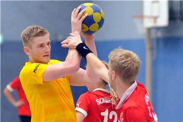 Maurice Grammel (am Ball) gelangen für den KV Adler Rauxel im Duell mit dem Schweriner KC sieben Körbe.