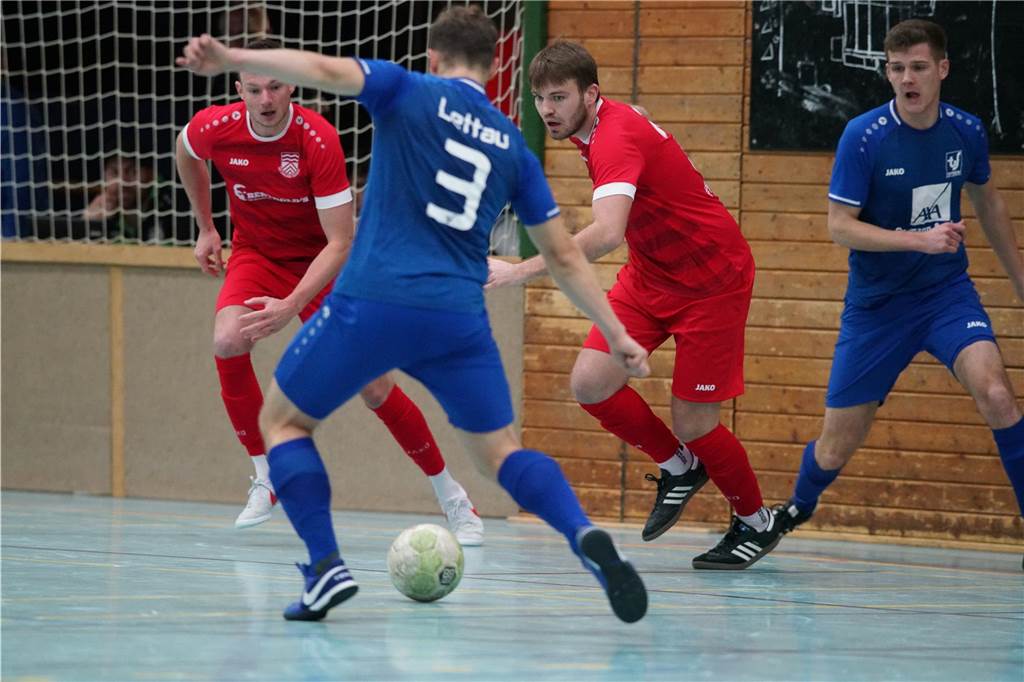 Weiter A-Liga statt Kreisliga C: Im Sommer änderten sich die Pläne von Flaesheims Max Bontrup Max Bontrup (2.v.r.) zeigte sowohl defensiv als auch offensiv eine starke Leistung für Concordia Flaesheim bei der vergangenen Halterner Hallenfußball-Stadtmeisterschaft. Ob er diesmal dabei ist, steht noch nicht fest.