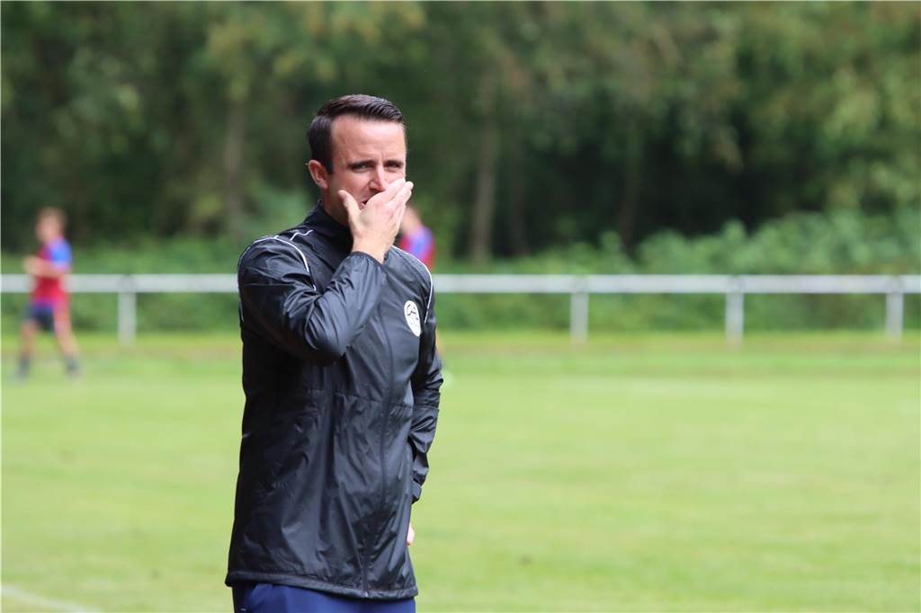 Mission Titelverteidigung:: Zwei Talentschmieden im Kampf ums Finale Max Lepper, Trainer des Hombrucher Nachwuchses, sieht seine Mannschaft nicht als Favorit.
