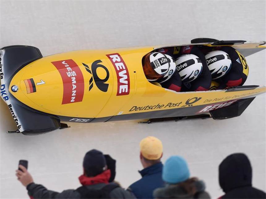 Viererbob-Weltmeister Arndt gewinnt in Lake Placid Maximilian Arndt holte sich mit seinem Team den Sieg beim Weltcup-Auftakt. Foto: Cj Gunther