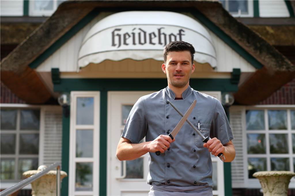 Corona: Heidehof schließt dauerhaft – Koch sendet Hilferuf an Jens Spahn Maximilian Lammers und seine Familie schließen die Türen vom Heidehof.