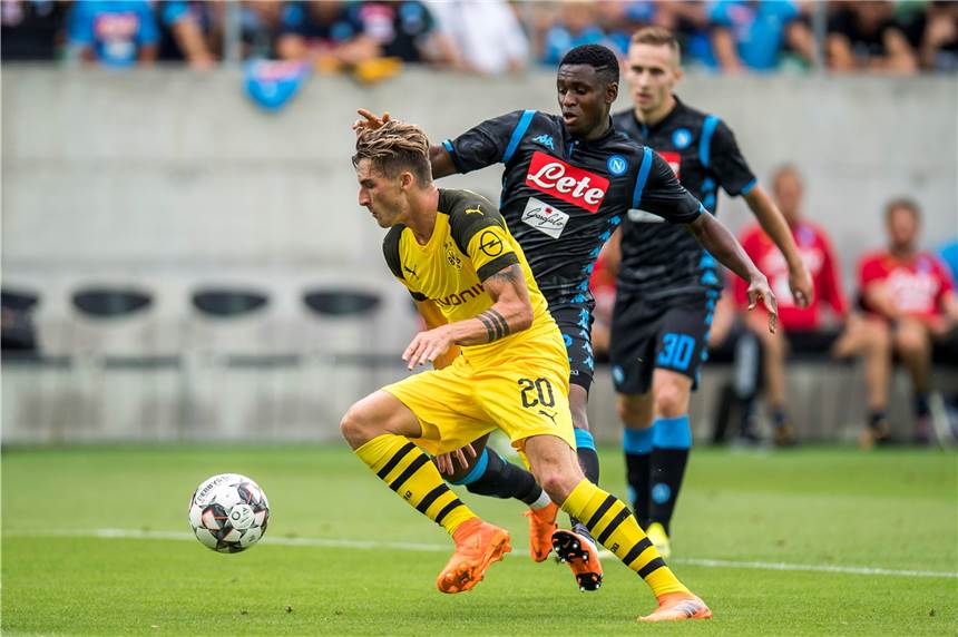 BVB unterliegt dem SSC Neapel zum Abschluss des Trainingslagers mit 1:3 Maximilian Philipp erzielte den einzigen BVB-Treffer gegen Neapel.