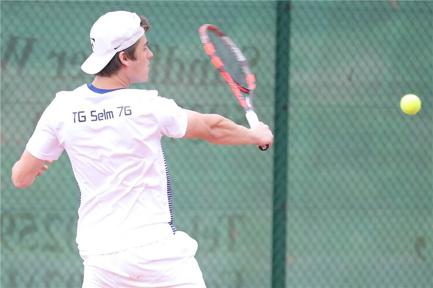 Donnerstag geht es los mit der Tennissaison - oder was von ihr übrig ist Maximilian Radke ist Kapitän der Herren der TG Selm.