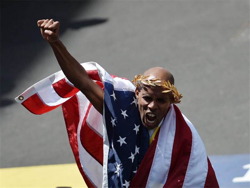 Boston-Marathon: «Kein besseres Skript für diesen Tag» Meb Keflezighi hat für den ersten amerikanischen Sieg seit 1983 beim ältesten Langstreckenklassiker der Welt gesorgt. Foto: Matt Campbell