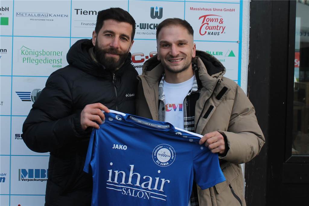 VfL Kamen wird in der Westfalenliga fündig: Weitere Neuzugänge geplant Mehmet Kara begrüßt seinen nächsten Neuzugang: Okan Cryns-Güvercin kommt vom Westfalenligisten SC Neheim