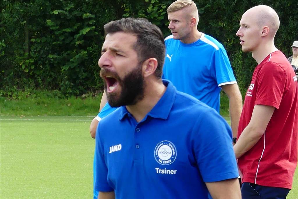 Erstes Spitzenspiel der Saison: VfL Kamen erwartet den Tabellenführer Mehmet Kara sah beim Aufsteiger Warendorf nicht die beste Leistung seines VfL Kamen.