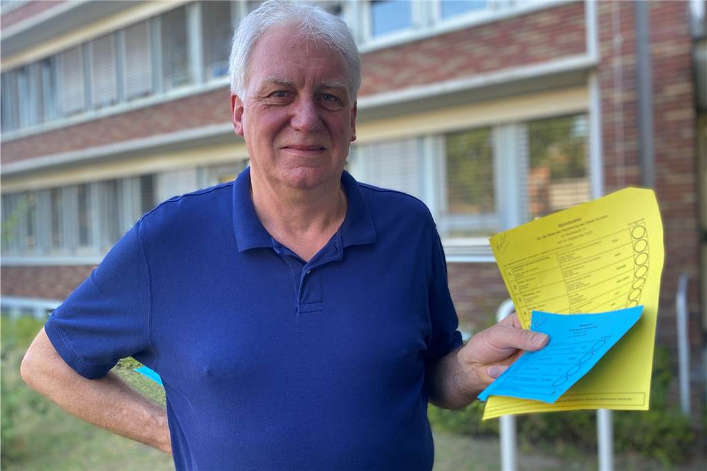 Briefwähler wartete vergeblich auf Post - dann ging er zum Wahlamt Mehr als 30 Wahlen hat Klaus Ihling für die Stadt Dorsten organisiert. Die Kommunalwahlen sind immer die aufwendigsten, sagt er.