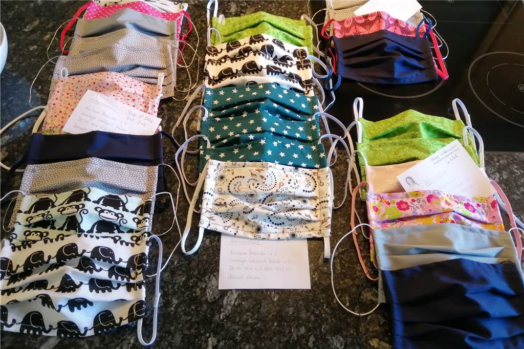 Mehr als 800 Masken hat Anja Wevers schon genäht.