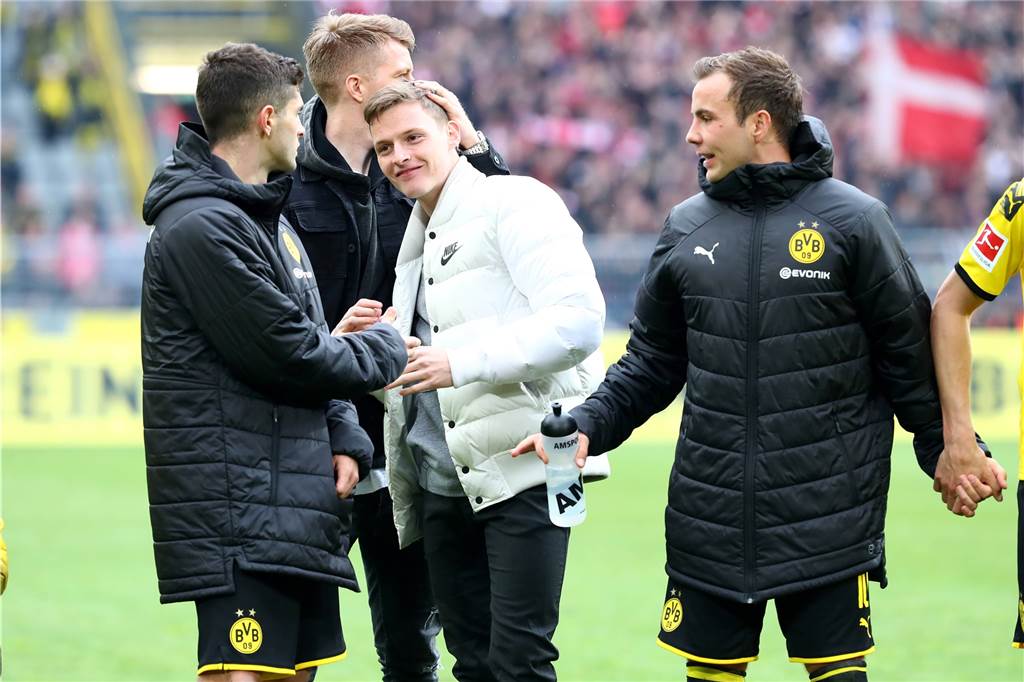 Marc Bartra im Interview: Die Realität in Dortmund hat alles übertroffen Mehr als sechs Minuten Bundesliga und eine Minute Champions League waren noch nicht drin für Sergio Gomez beim BVB. Marc Bartra glaubt, dass sich das bald ändern könnte.