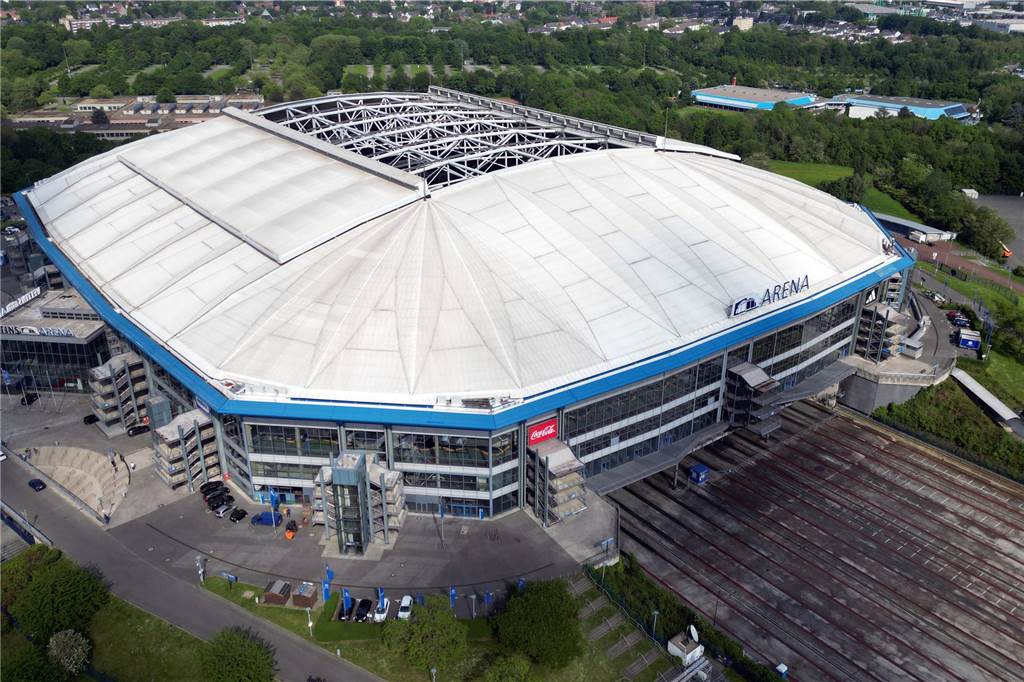 Mehrere EM-Spiele finden in der Veltins-Arena, die für das Turnier umbenannt wird, statt.