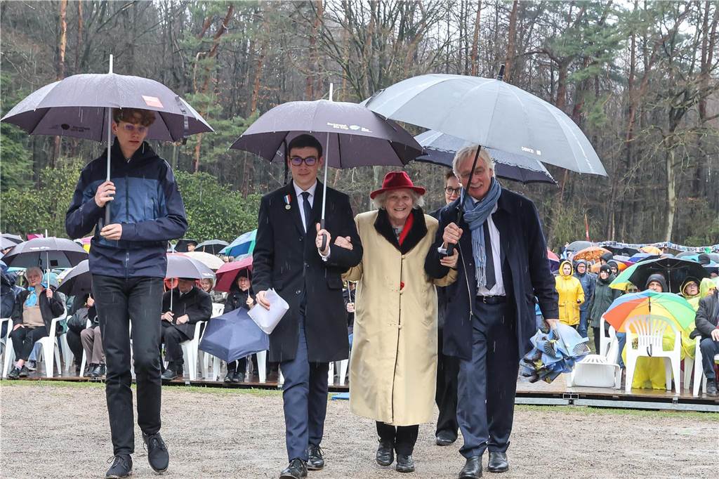 Mehrere Hundert Menschen gedachten in der Bittermark der Opfer des Nationalsozialismus.