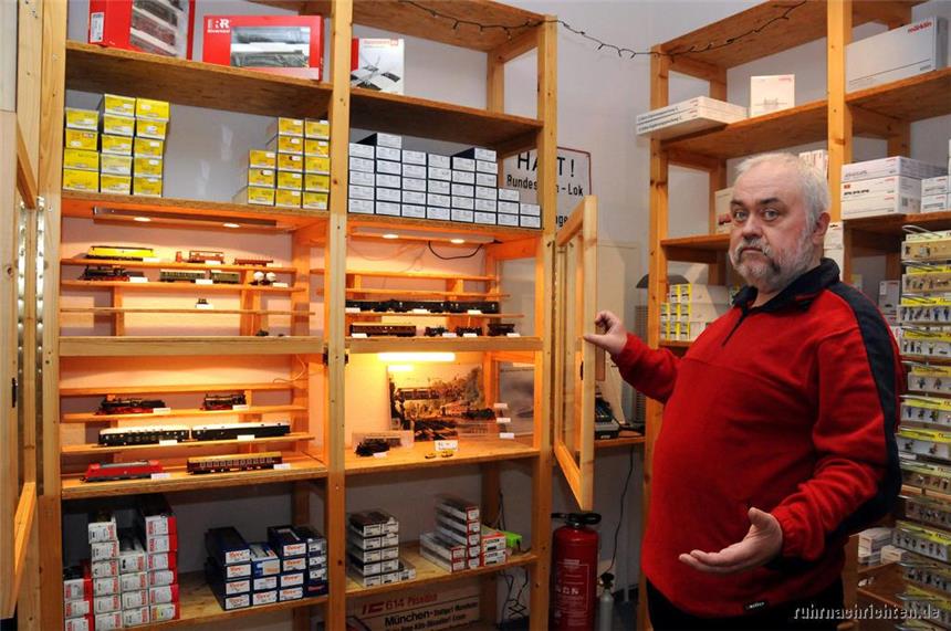 Vorwurf: Modell-Eisenbahnen gestohlen Mehrere Male wurde bei Jürgen Schwarze von "Hobby-Trend-Modellbahn" eingebrochen. Ein mutmaßlicher Täter steht nun vor Gericht.