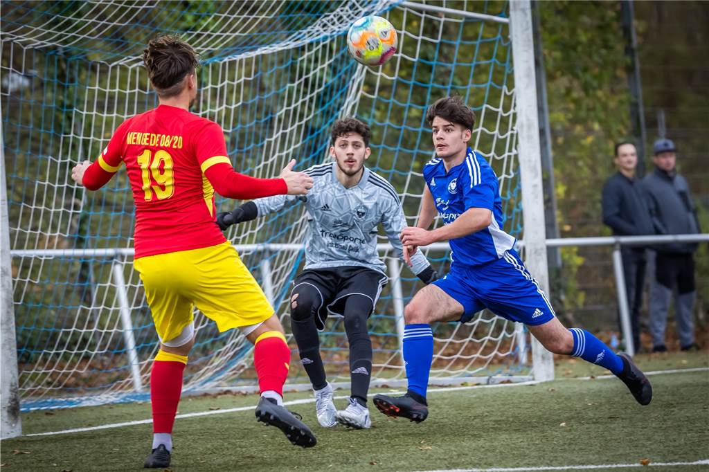 Mengede 08/20 gewann das Bezirksliga-Derby gegen BW Huckarde mit 4:1.