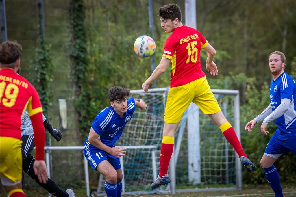 Mengede 08/20 gewann das Bezirksliga-Derby gegen BW Huckarde mit 4:1.