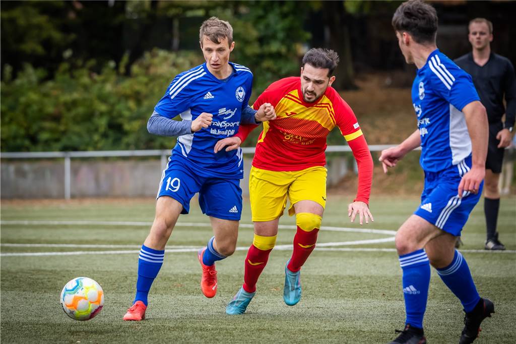 Mengede 08/20 gewann das Bezirksliga-Derby gegen BW Huckarde mit 4:1.