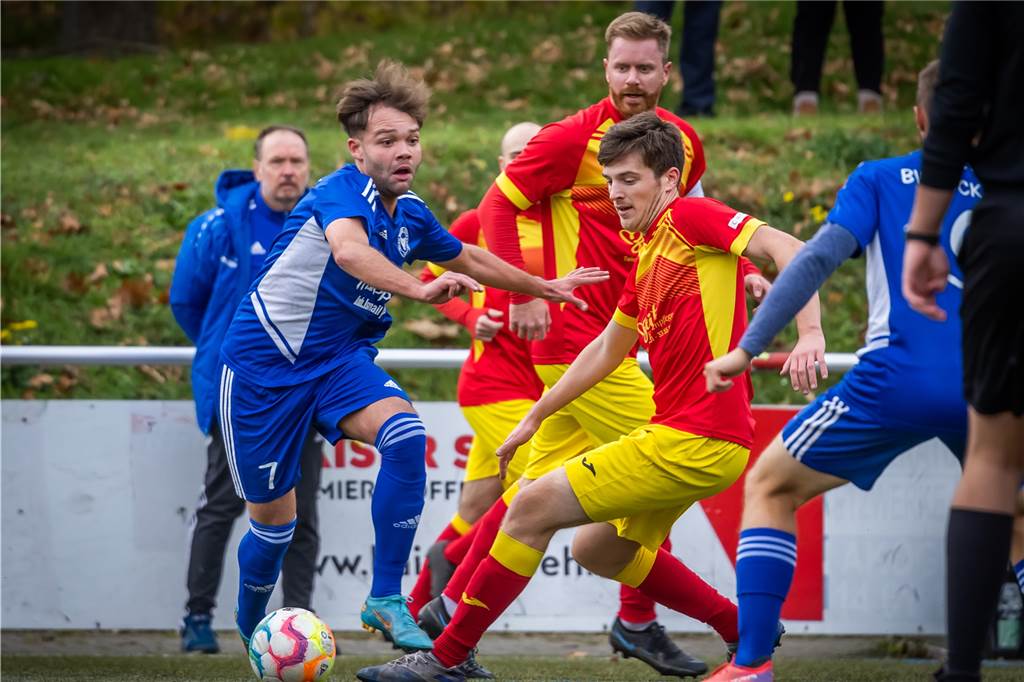 Mengede 08/20 gewann das Bezirksliga-Derby gegen BW Huckarde mit 4:1.