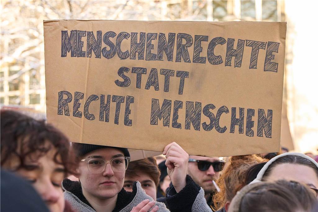 Menschenrechte statt rechte Menschen