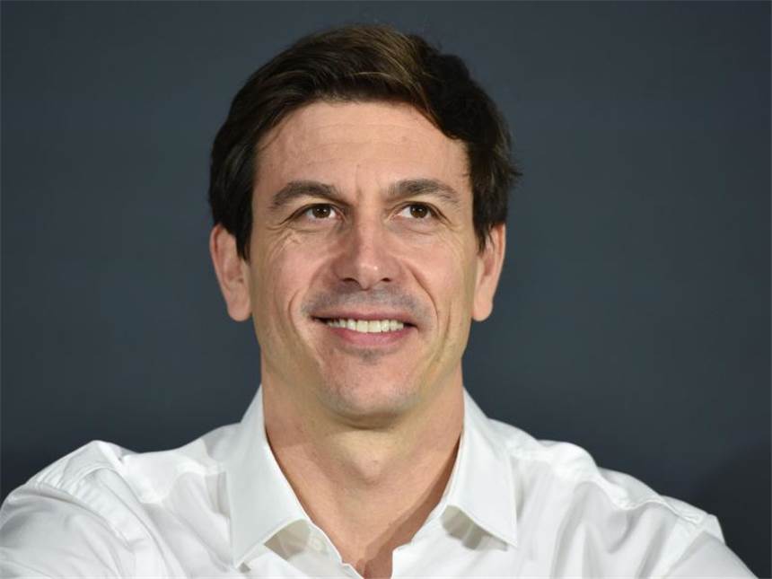 Wolff: «Wir wollen keine Senna-Prost-Situation» Mercedes-Motorsportchef Toto Wolff will einen fairen Wettkampf im WM-Endspurt zwischen seinen beiden Piloten. Foto: Uwe Anspach