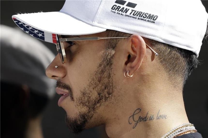 Hamilton auch im zweiten Training Schnellster Mercedes-Pilot Lewis Hamilton will auch beim GP von Brasilien siegen. Foto: Darron Cummings