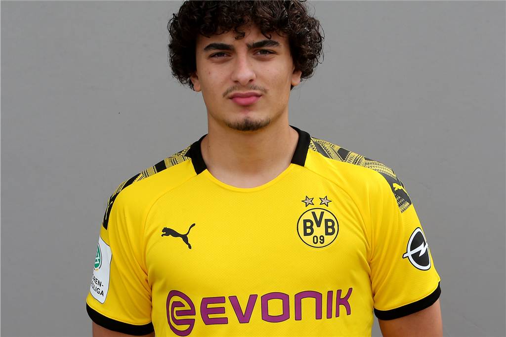 VfL Kemminghausen holt Junioren-Nationalspieler, der zuletzt mit Moukoko gespielt hat Mert Ahmet Akbulut wechselt zum VfL Kemminghausen.