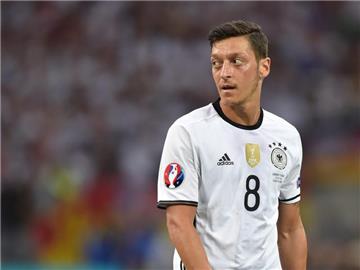 Mesut Özil könnte gegen Finnland sein 80. Länderspiel für Deutschland bestreiten. Foto. Peter Powell Foto: Peter Powell