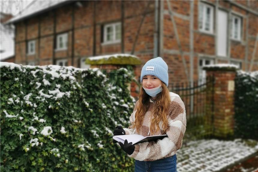 Neues Projekt von Halterner Künstlerin: Winterwanderung für Kreative Mia Schneider hat den Skizzierkurs von Olga Pelster bereits ausprobiert.