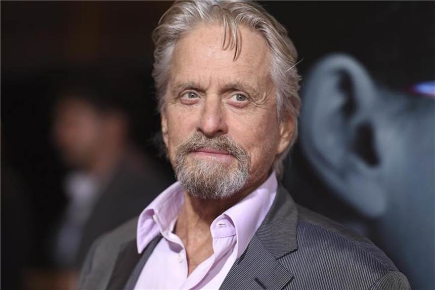 Michael Douglas über seinen Bambiauftritt 1976 Michael Douglas bei der Weltpremiere von „Flatliners“. Foto: Richard Shotwell