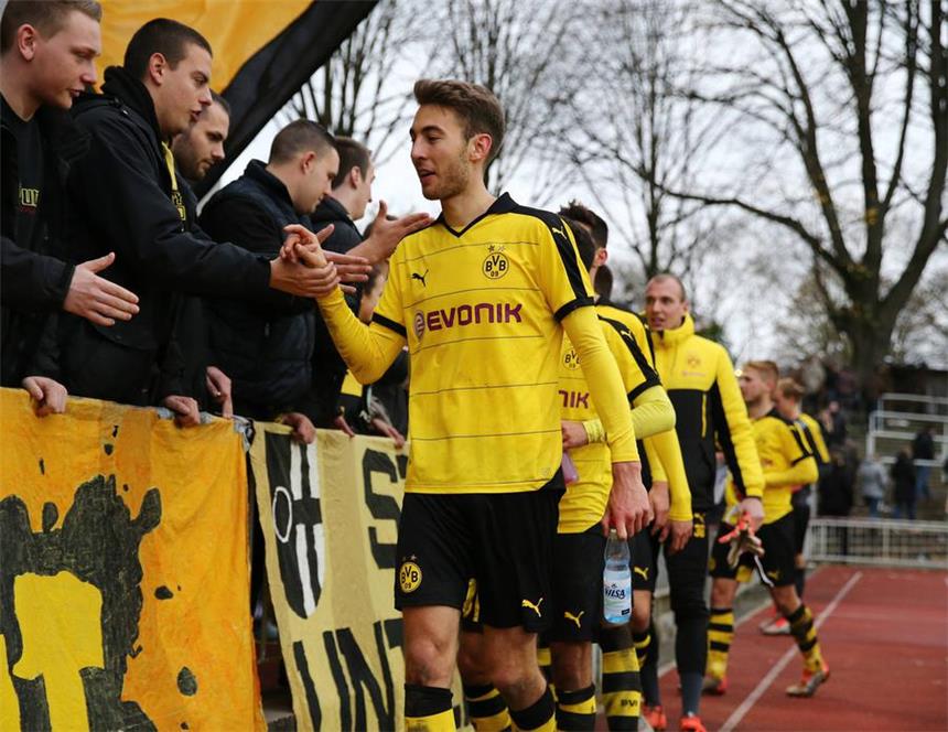 Platz gesperrt: BVB-II-Spiel in Velbert fällt aus Michael Eberwein und der BVB II haben ein Wochenende Pause in der Regionalliga. Das Spiel in Velbert kann nicht stattfinden.