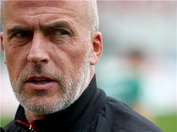 Michael Frontzeck übernimmt das Team von Hannover 96. Foto: Daniel Karmann
