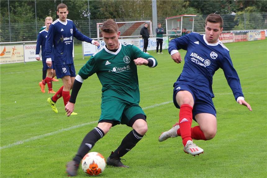 Topspiel mit spannenden Vorzeichen: Ahle reist als Tabellenführer zum Derby nach Nienborg Michael Haeske (l.) ist im ersten Jahr als Trainer des SC Ahle gleich Tabellenführer nach einem Saisondrittel. Mit diesem doch etwas überraschenden Zwischenergebnis geht es ins Derby bei RW Nienborg.