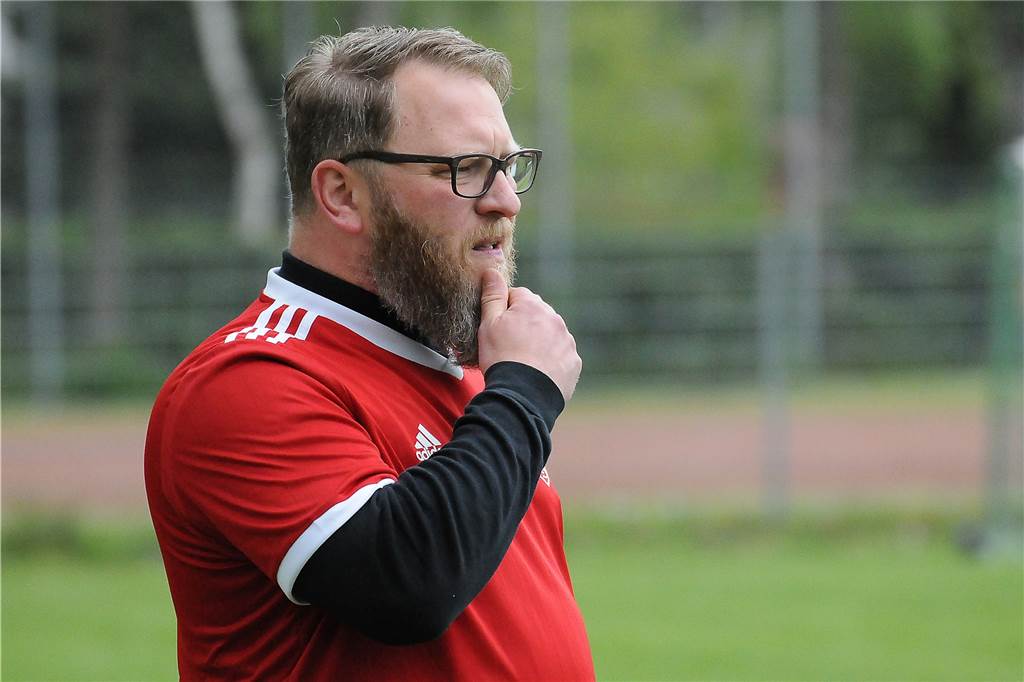 Der TuS Henrichenburg muss plötzlich auf eine spezielle Suche gehen Michael Heu ist nicht mehr Trainer des TuS Henrichenburg.