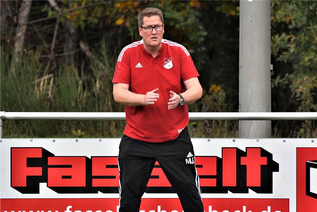 Der Überraschungs-Spitzenreiter: Jetzt will RW Deuten II auch mehr Michael Janßen an der Seitenlinie