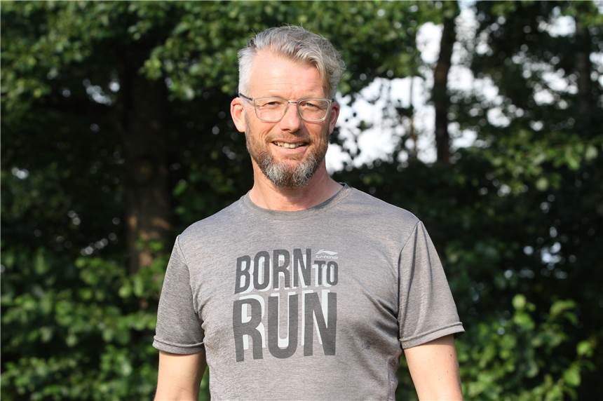 Ein ganz besonderer Lauf: Michael Petry schafft die 100 Kilometer - „Hoch emotional“ Michael Petry bewältigte 100 Kilometer vergangenen Samstag in Lünen.