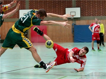 Michael Wulf stellte den 33:32-Sieg des OSC über Eintracht Hagen 2 in allerletzter Sekunde sicher.