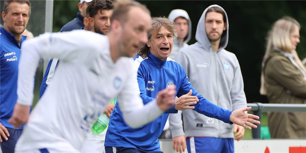 Bezirksliga: FC Castrop-Rauxel läuft am Sonntag gegen Weitmar 45 nicht auf Michael Wurst kommt am Sonntag, 18. September, nicht als Coach des FC Castrop-Rauxel zum Zuge. Die Partie gegen den SC Weitmar 45 findet nicht wie ursprünglich geplant statt.