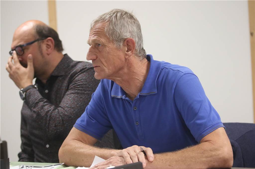 Nach Nazi-Spruch: Kreisliga-Spieler fast eine ganze Saison gesperrt – Klub geht gegen Urteil vor Michael Zahorodnyj sitzt dem Kreis-Sportgericht vor und ist aktuell in vielen Fällen gefordert.