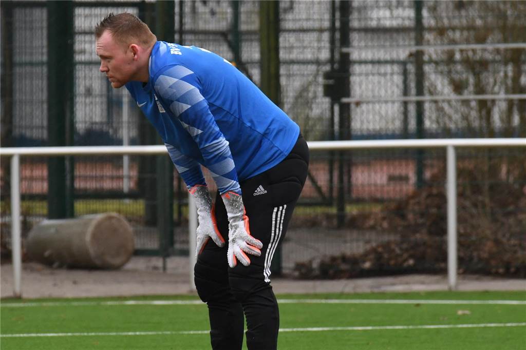 BV Brambauer II vor Neuanfang in der B-Liga Michel Kröger steht auf dem Platz.