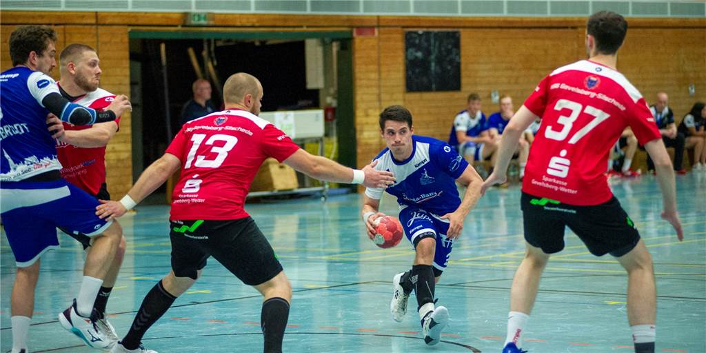 „Wäre das negative i-Tüpfelchen gewesen“: Schreckmoment bei HSC-Niederlage Michel Sorg war einer von zwei HSC-Spielern, die gegen Mennighüffen acht Mal trafen.