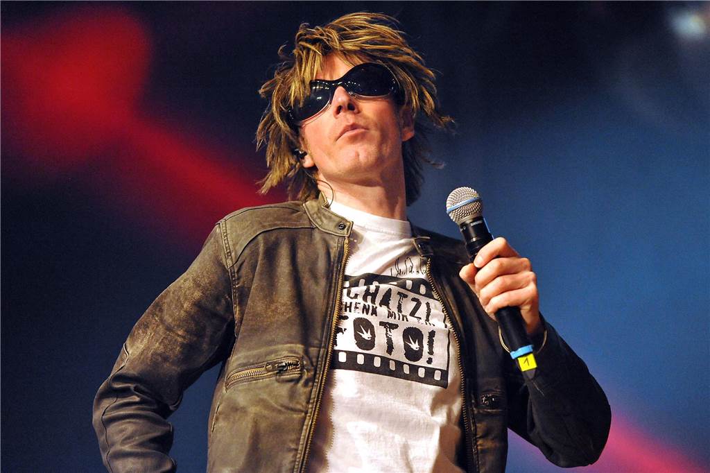Hit-Marathon in der Europahalle: Ben Zucker und Mickie Krause sind Headliner Mickie Krause gehört zu denen, die in der Europahalle so gut wie immer dabei sind, wenn Dr. Michael Kohlmann Stars der Schlagerszene für den guten Zweck zusammen holt.