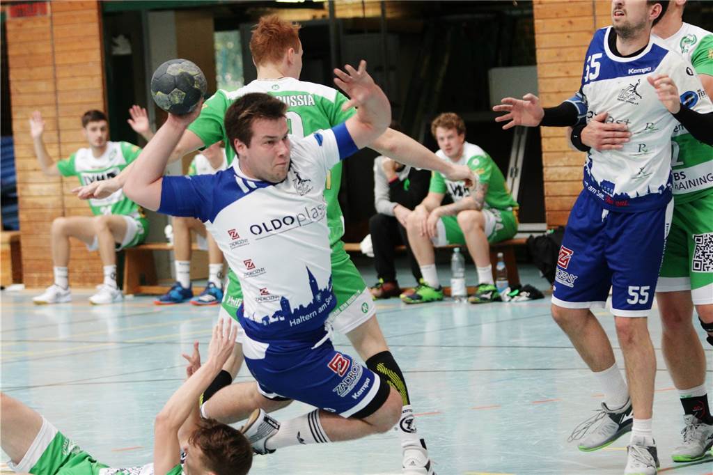 Planungen des HSC Haltern-Sythen: Eine Position ist besonders knapp besetzt Mika Knöner wird den HSC Haltern-Sythen genauso wie Philipp Schrief und Johannes und Maximilian Beumer im Sommer verlassen.