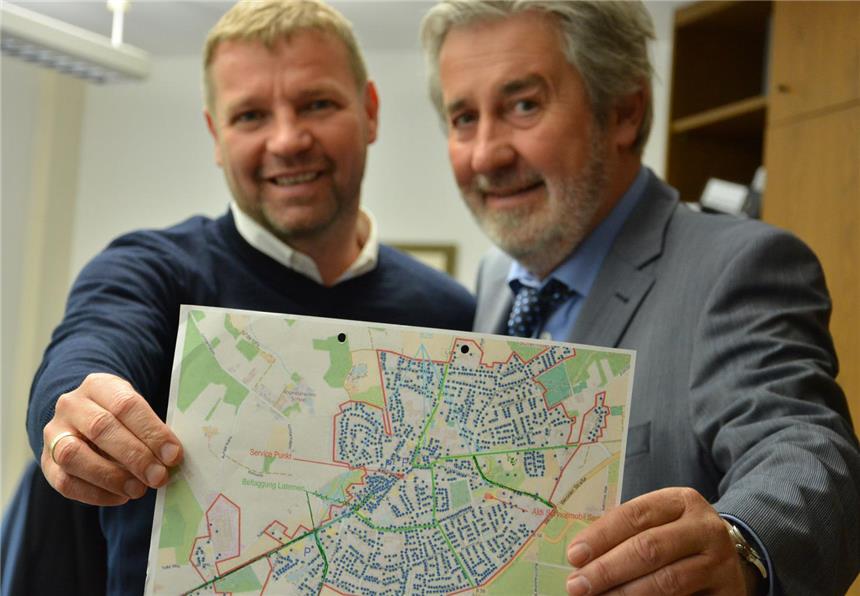 Gewerbegebiet und Außenbereich sind als nächste dran Mike Rexforth und Friedhelm Koch wollen sich nun um den Breitbandausbau im Gewerbegebiet und im Außenbereich kümmern.